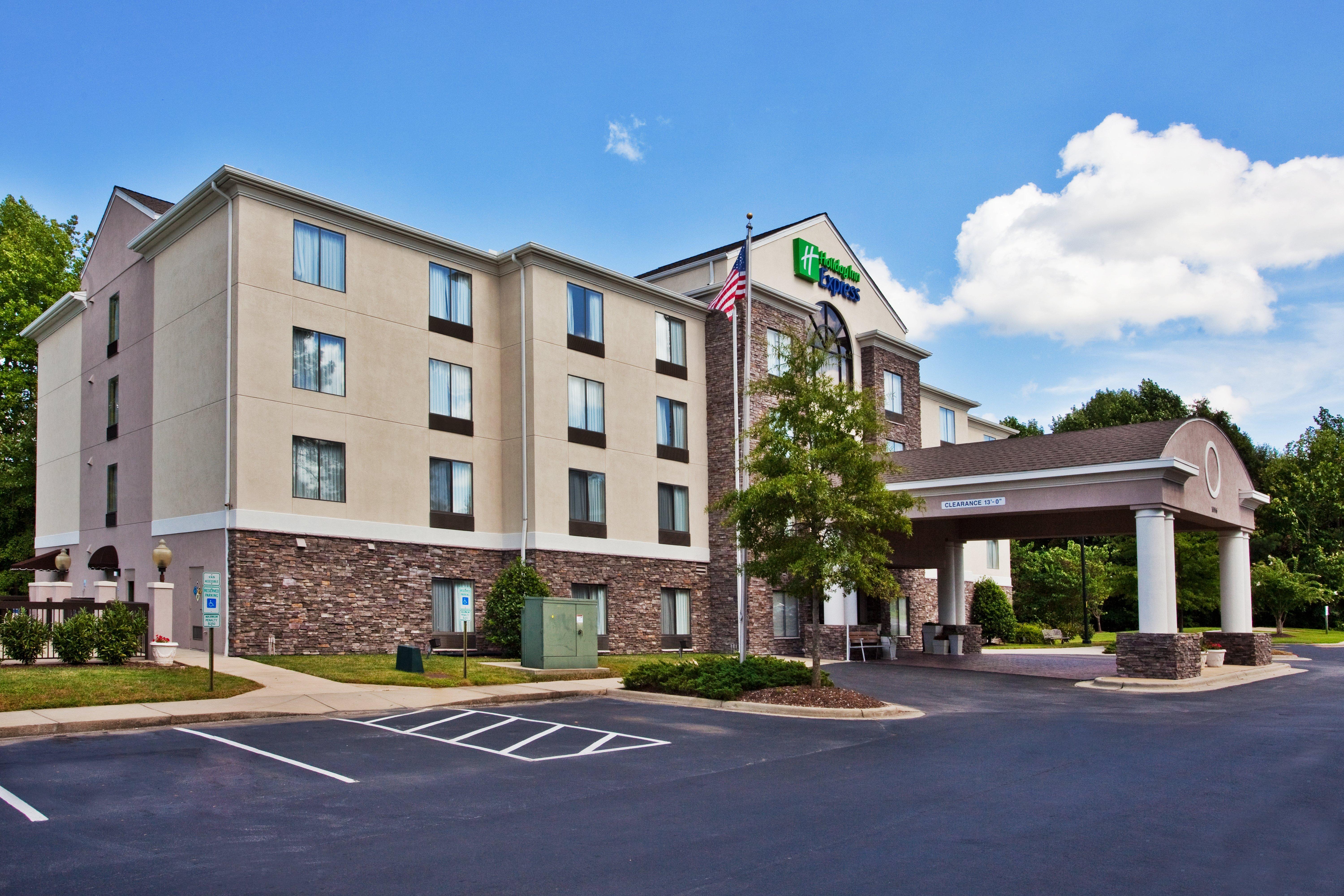 Holiday Inn Express Apex - Raleigh By Ihg Exterior foto