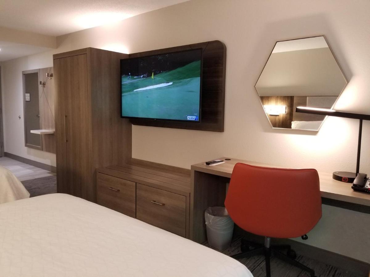 Holiday Inn Express Apex - Raleigh By Ihg Exterior foto